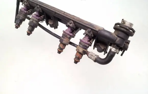Renault Twingo I Fuel main line pipe 7700870914 873774