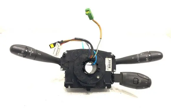 Wiper turn signal indicator stalk/switch