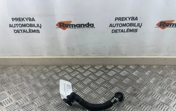 Volkswagen PASSAT CC Breather hose/pipe 03L103493AE