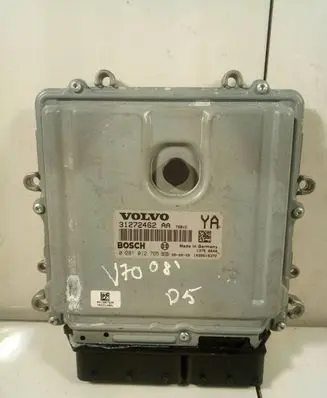 Volvo V70 Engine control unit/module 31272462 1039S18372 0281012765