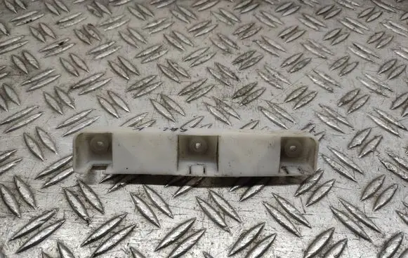 Nissan Qashqai+2 Rear bumper mounting bracket