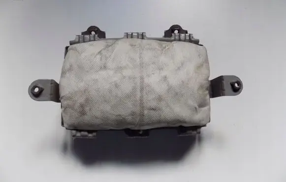 Suzuki Swift III Airbag set 7392068L11