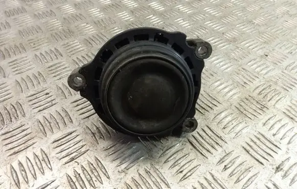 BMW X3 F25 Engine mounting bracket 6785711