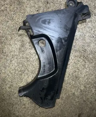 Foot area side trim