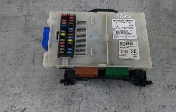 Ford Mondeo MK IV Fuse box set 7G9T14A073DC