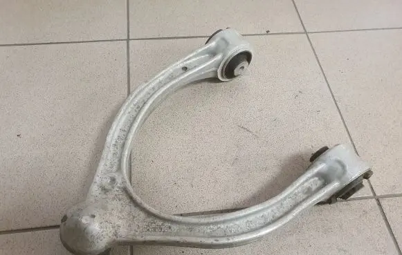 Mercedes-Benz C W205 Front lower control arm/wishbone