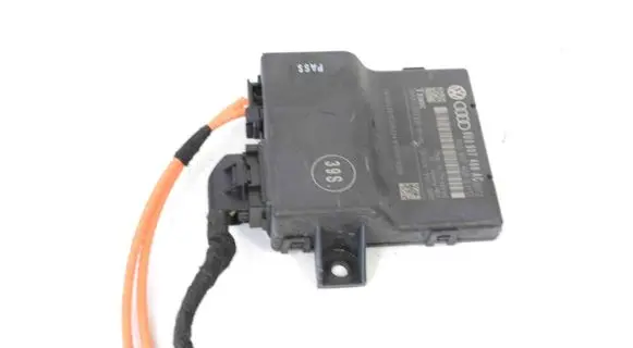 Audi A1 Gateway control module 8U0907468G 8U0907468AC