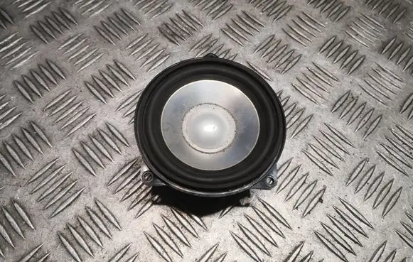Land Rover Discovery 3 - LR3 Panel speaker XQM000400