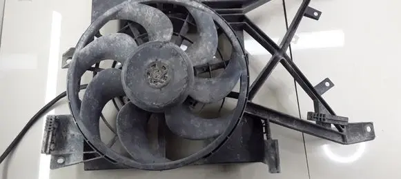 Opel Vectra B Fan set 3135103281 HN52475594