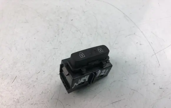 Volvo V60 Central locking switch button 31376498