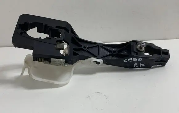 Front door exterior handle/bracket