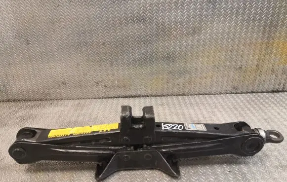 Lexus IS 220D-250-350 Lift Jack 