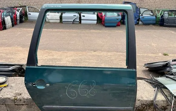 Seat Alhambra (Mk1) Rear door
