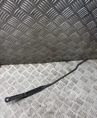 Audi A4 S4 B5 8D Front wiper blade arm 8D1955408A