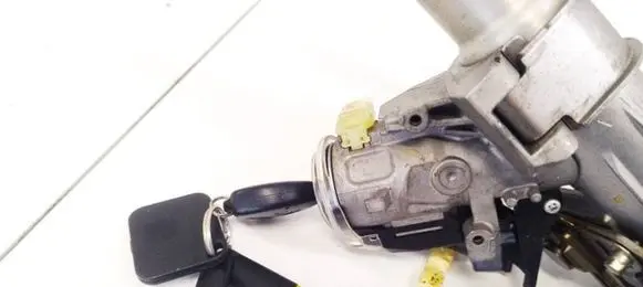 Toyota RAV 4 (XA30) Ignition lock 45020424 45020-42-4