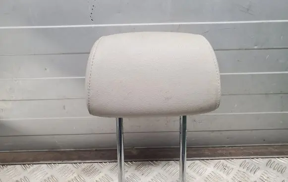 BMW 5 F10 F11 Rear seat headrest 