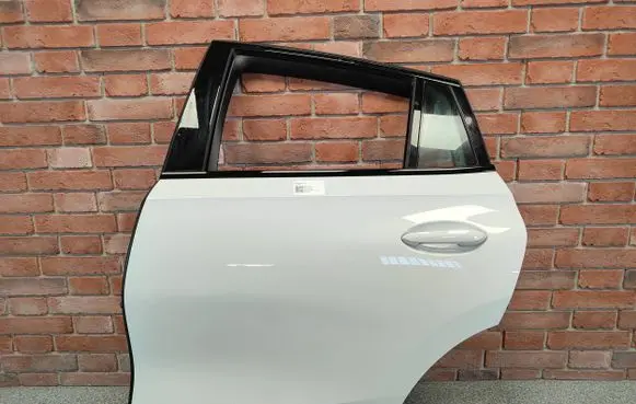BMW X6 G06 Rear door 8497451