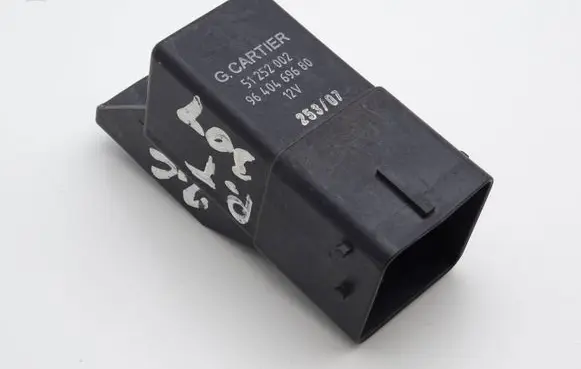 Peugeot 307 Glow plug pre-heat relay 9640469680