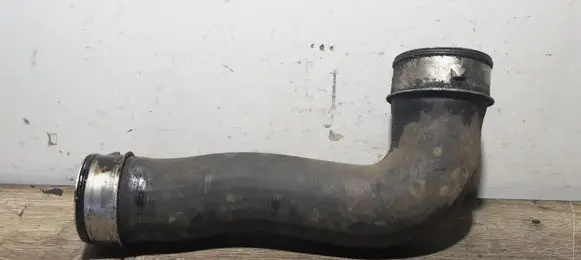 Volkswagen Golf V Intercooler hose/pipe 1K0145831L