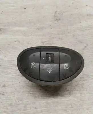 Hyundai Santa Fe Seat heating switch 93330