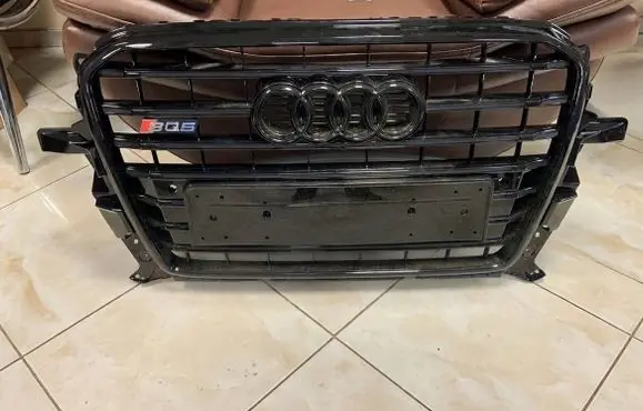Audi Q5 SQ5 8R Front bumper upper radiator grill 8R0853651AL