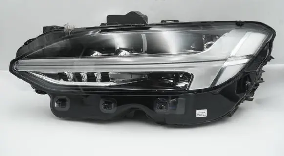 Volvo S90, V90 Headlight/headlamp 31386164