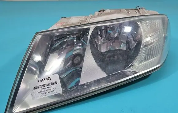 Skoda Octavia Mk2 (1Z) Headlight/headlamp IMPRK1443925