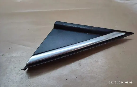 Opel Astra K Fender end trim 39041995