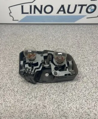 BMW 3 E46 Tail light bulb cover holder 6907938