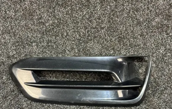 Honda Accord X Front bumper lower grill 71102-TVA-A1