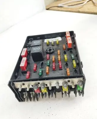 Volkswagen PASSAT CC Fuse module 3C0937125 63592777