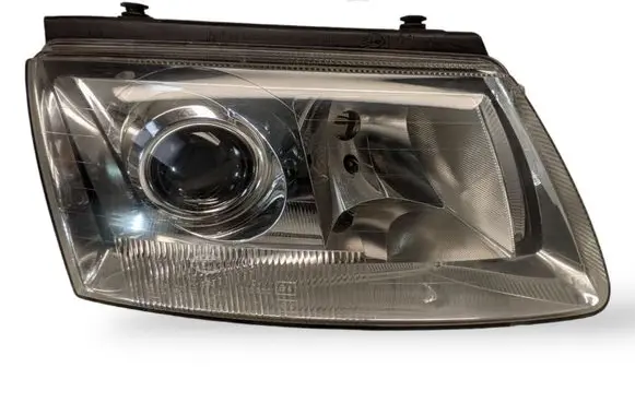 Volkswagen PASSAT B5 Headlight/headlamp 1AF007850065