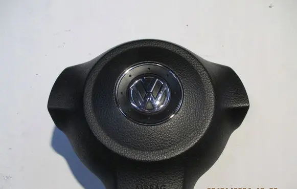 Volkswagen Golf VI Steering wheel airbag 