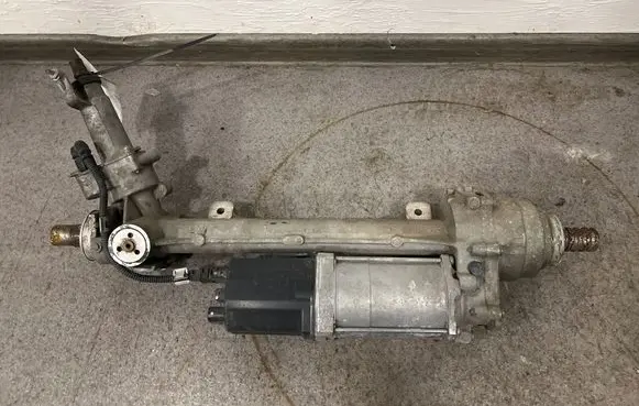 BMW 2 F22 F23 Steering rack 6881035