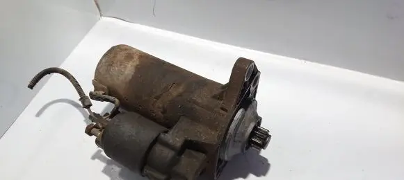 Volkswagen Caddy Starter motor