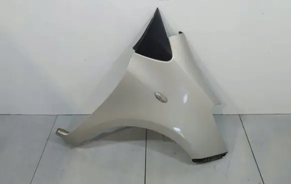 Toyota Yaris Fender