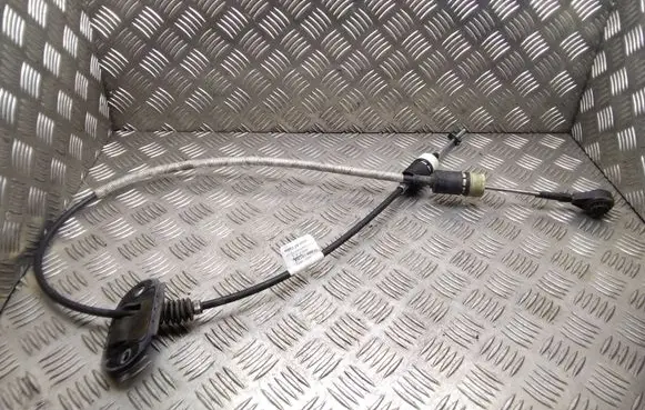 Volvo V60 Gear shift cable linkage 31256941