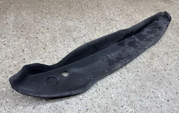 Mercedes-Benz GL X166 Fender end trim WPT50900 18567321 A1668890125