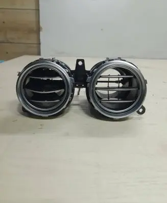 Mercedes-Benz E W213 Dash center air vent grill A2138307700
