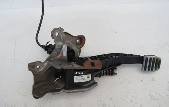 Volvo S60 Brake pedal 31329943 11368P10 30759173