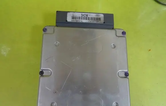 Ford Fiesta Engine control unit/module 96FB12A650MA