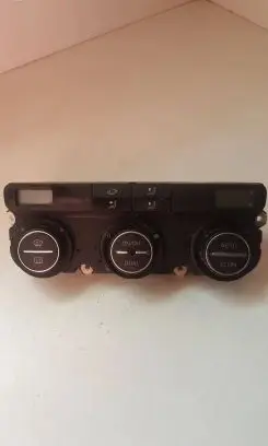 Volkswagen PASSAT B6 Climate control unit 74677530