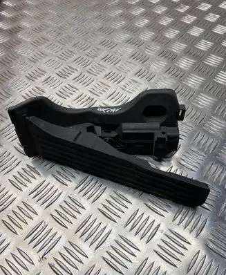 Skoda Octavia Mk2 (1Z) Accelerator throttle pedal 1K1721503P