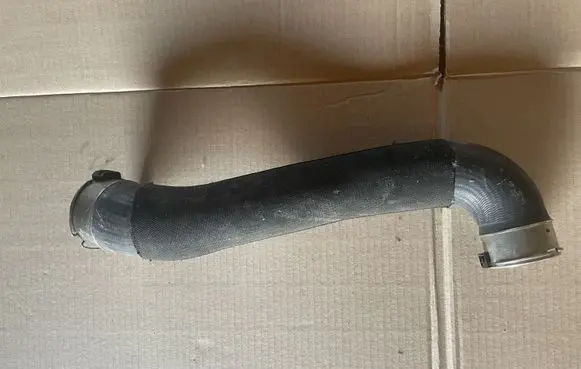 Nissan X-Trail T32 Intercooler hose/pipe 144634BE0B