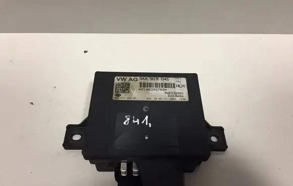 Volkswagen PASSAT B7 Power management control unit 3AA919041