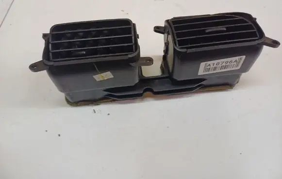 Subaru Legacy Dash center air vent grill