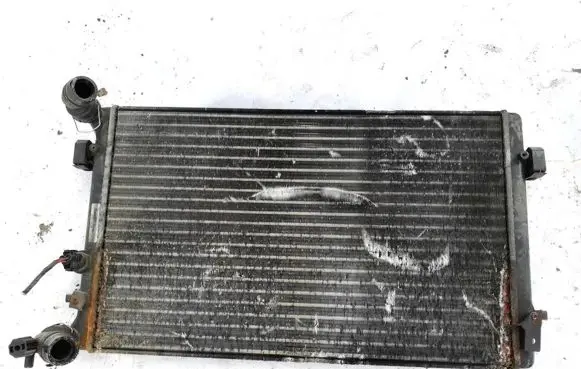 Coolant radiator