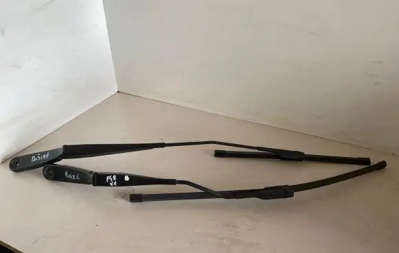 BMW X1 F48 F49 Windshield/front glass wiper blade 7360506