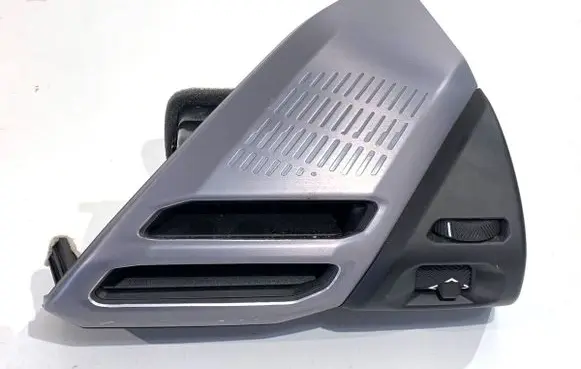 BMW 1 F70 Dashboard side air vent grill/cover trim 9635208