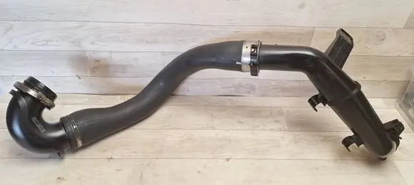 Opel Insignia A Intercooler hose/pipe 13240176 133215